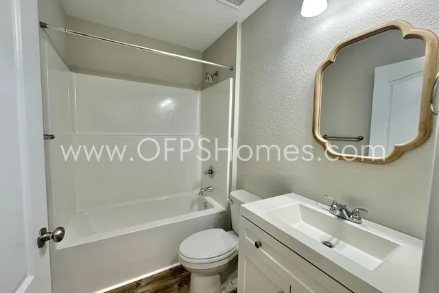 $2,000 | 6762 Trailride North, Milton, FL 32570