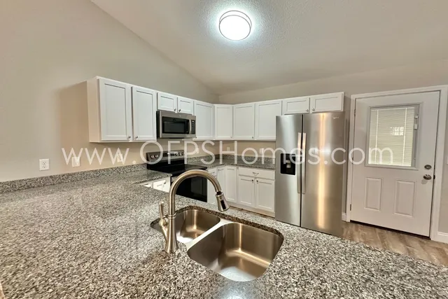 $2,000 | 6762 Trailride North, Milton, FL 32570