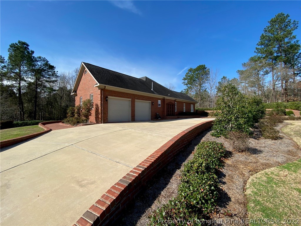 6784 Surrey Road Fayetteville, NC 28306 - Photo 4 of 50 Gallery Image 4