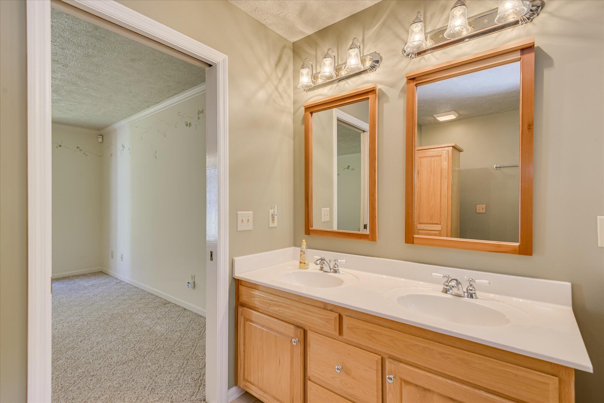 98 Bream Oak Road Trenton, SC 29847 - Photo 23 of 75 98 Bream Oak (43)