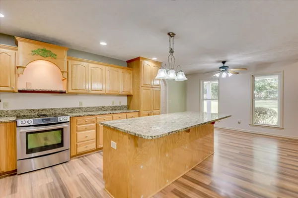 $549,900 | 98 Bream Oak Road, Trenton, SC 29847