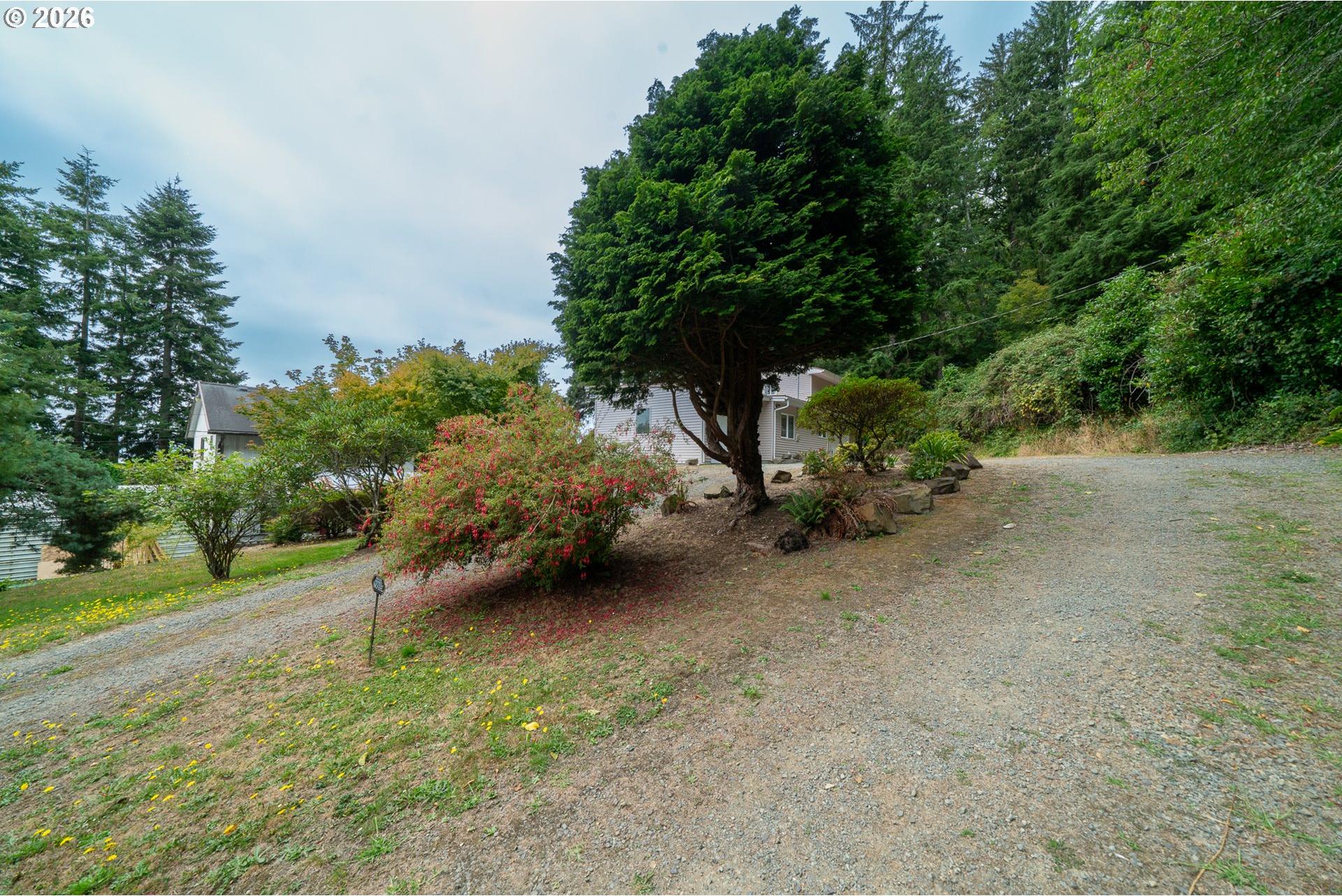 305 9th Street Garibaldi, OR 97118 - Photo 14 of 48 Gallery Image 14