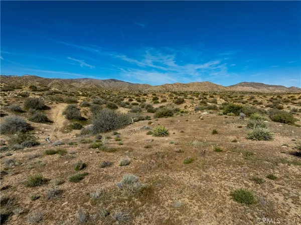 a view of a sky