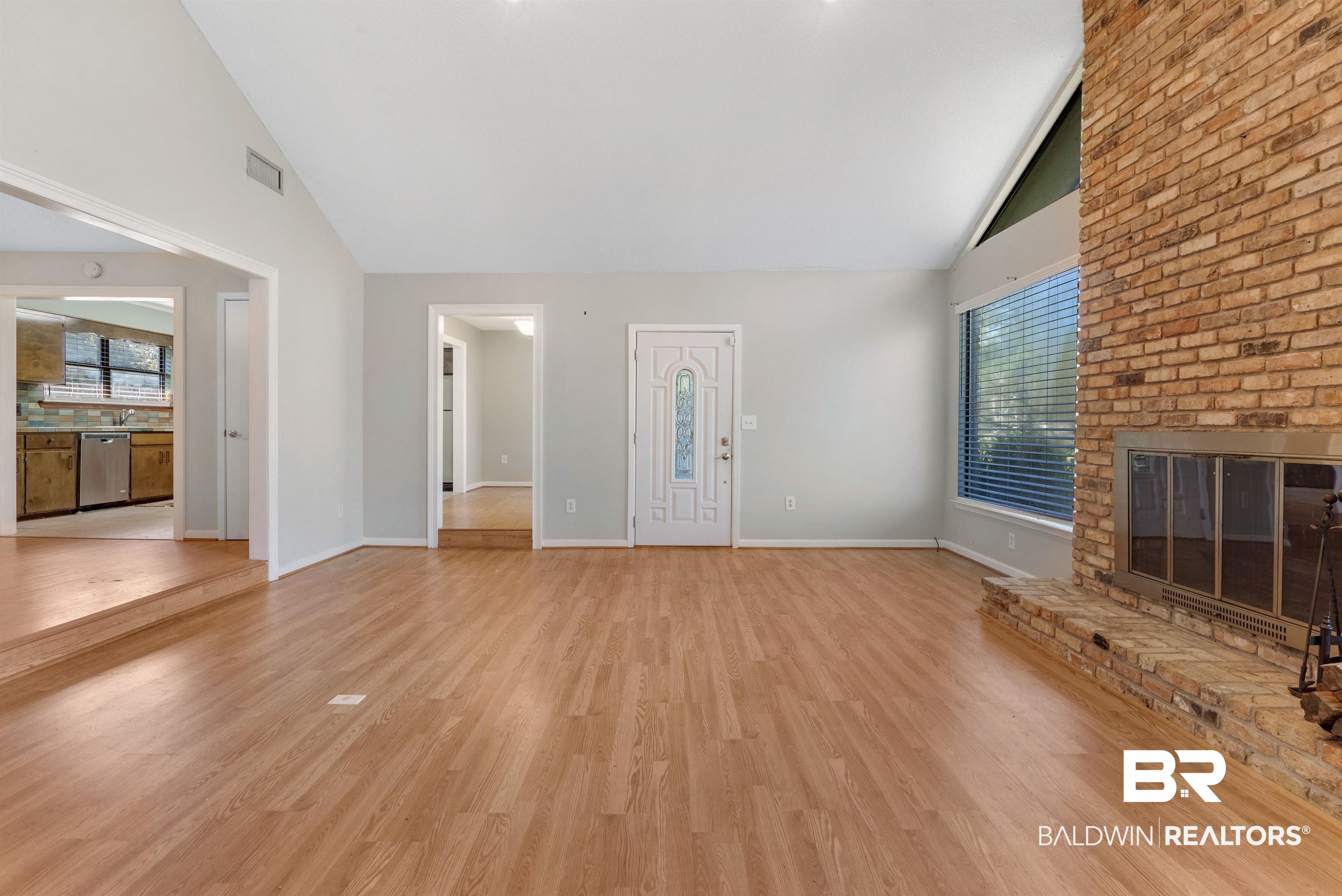 16162 Highway 98 Foley, AL 36535 - Photo 18 of 43 Family room