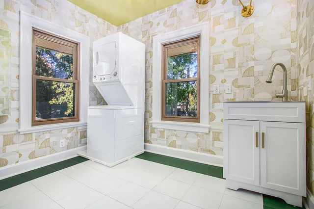 $420,000 | 2294 Colfax Avenue, Benton Harbor, MI 49022