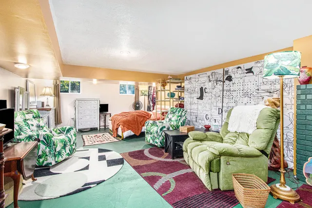 $420,000 | 2294 Colfax Avenue, Benton Harbor, MI 49022