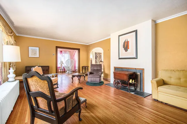 $420,000 | 2294 Colfax Avenue, Benton Harbor, MI 49022