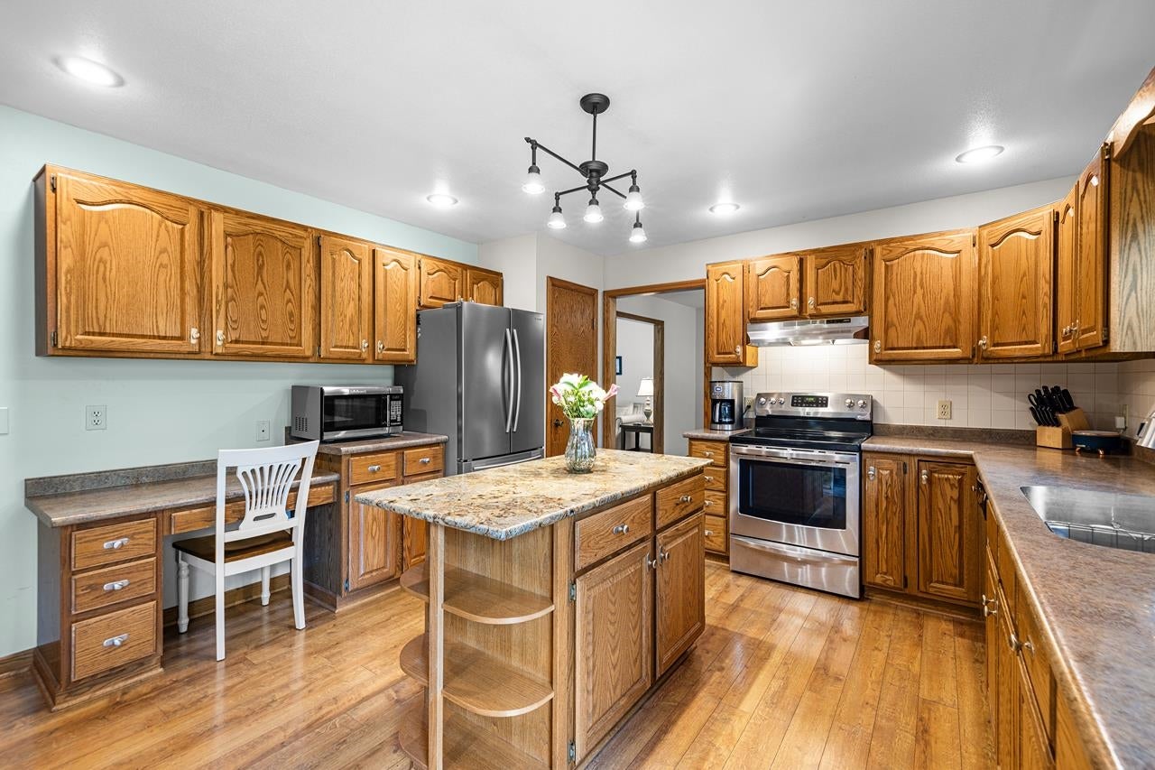 225400 Indigo Road Wausau, WI 54401 - Photo 13 of 59 Gallery Image 13