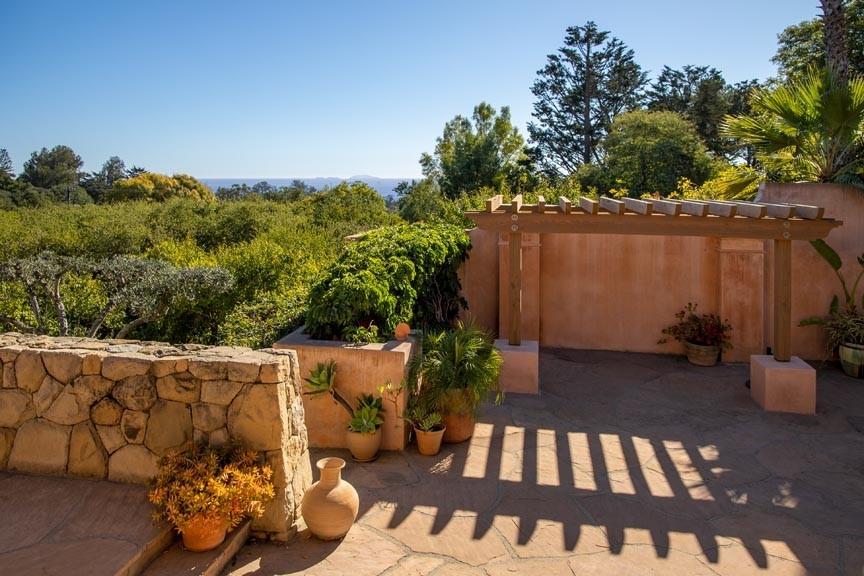 680 Cowles Road Santa Barbara, CA 93108 - Photo 8 of 29 frontpatio