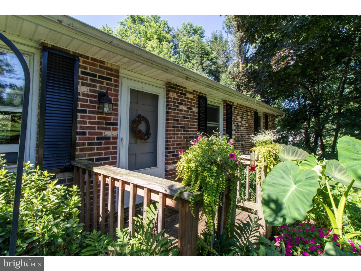1522 Temple Road Pottstown, PA 19465 - Photo 2 of 21 Gallery Image 2