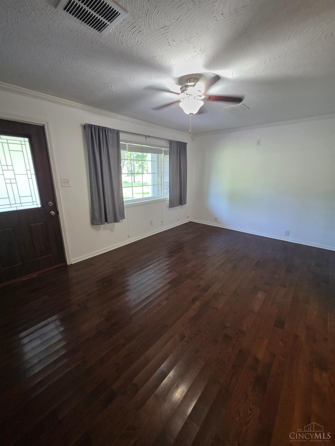 1894 Parker Road Goshen, OH 45122 - Photo 5 of 19
