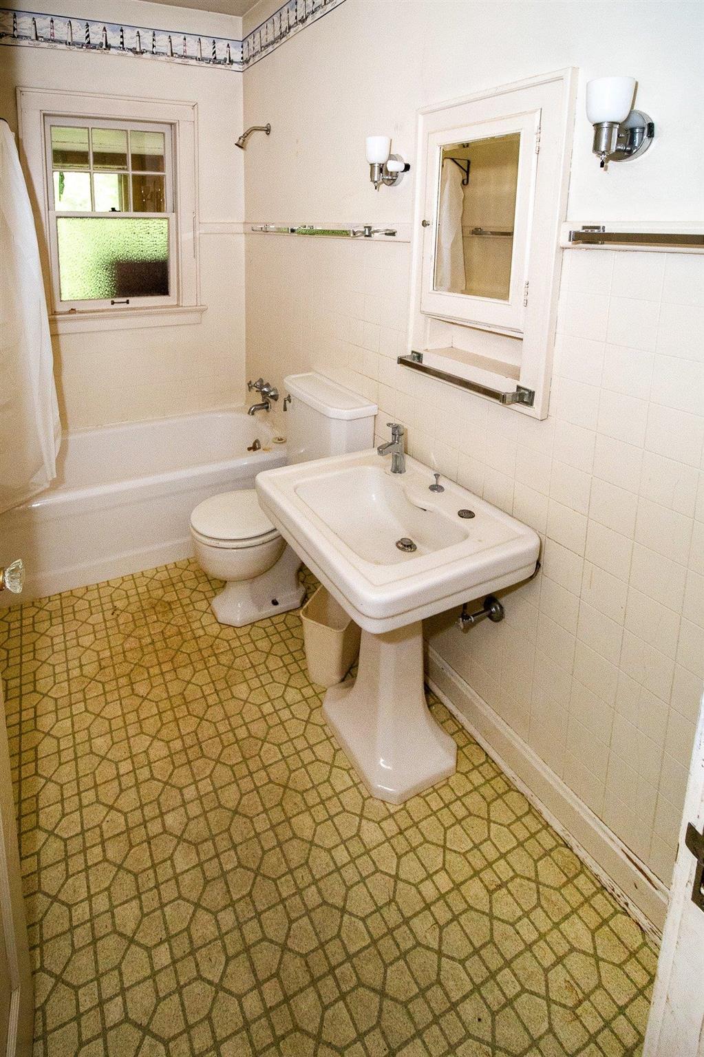 3919 Stringtown Road Evansville, IN 47711 - Photo 22 of 36 Gallery Image 22