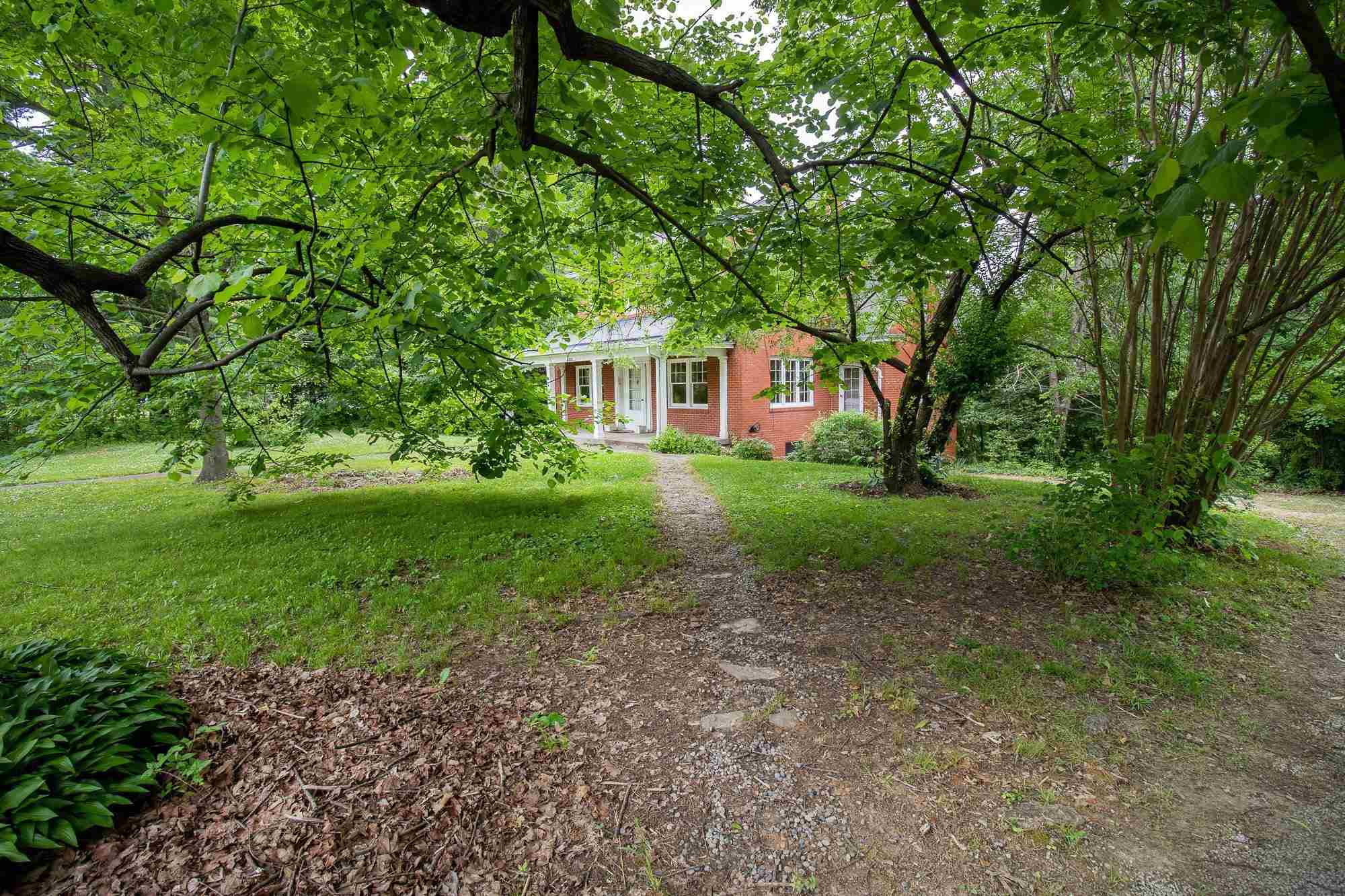 3919 Stringtown Road Evansville, IN 47711 - Photo 4 of 36 Gallery Image 4