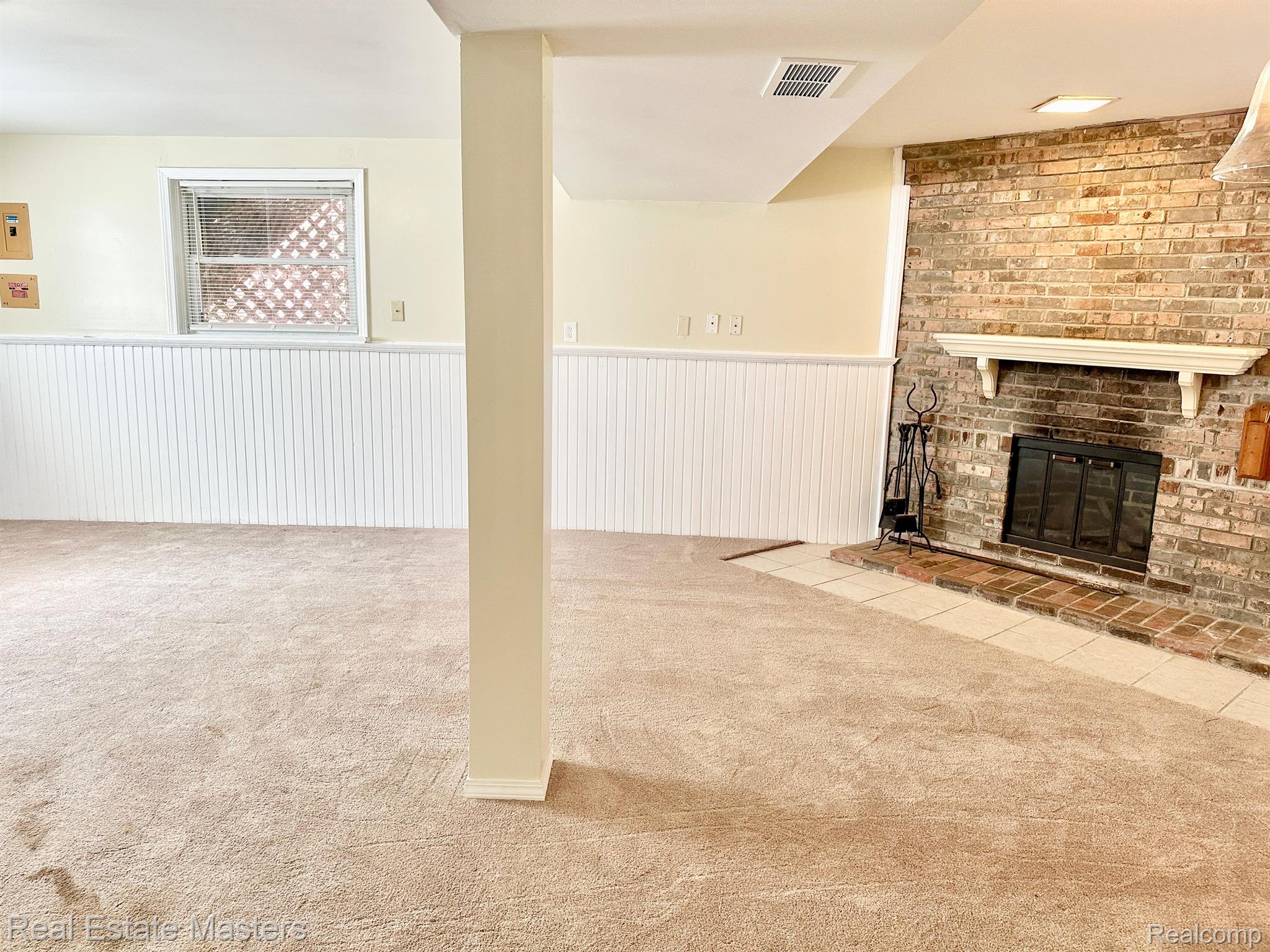 5909 Lakeshore Road Fort Gratiot, MI 48059 - Photo 30 of 38 Gallery Image 30