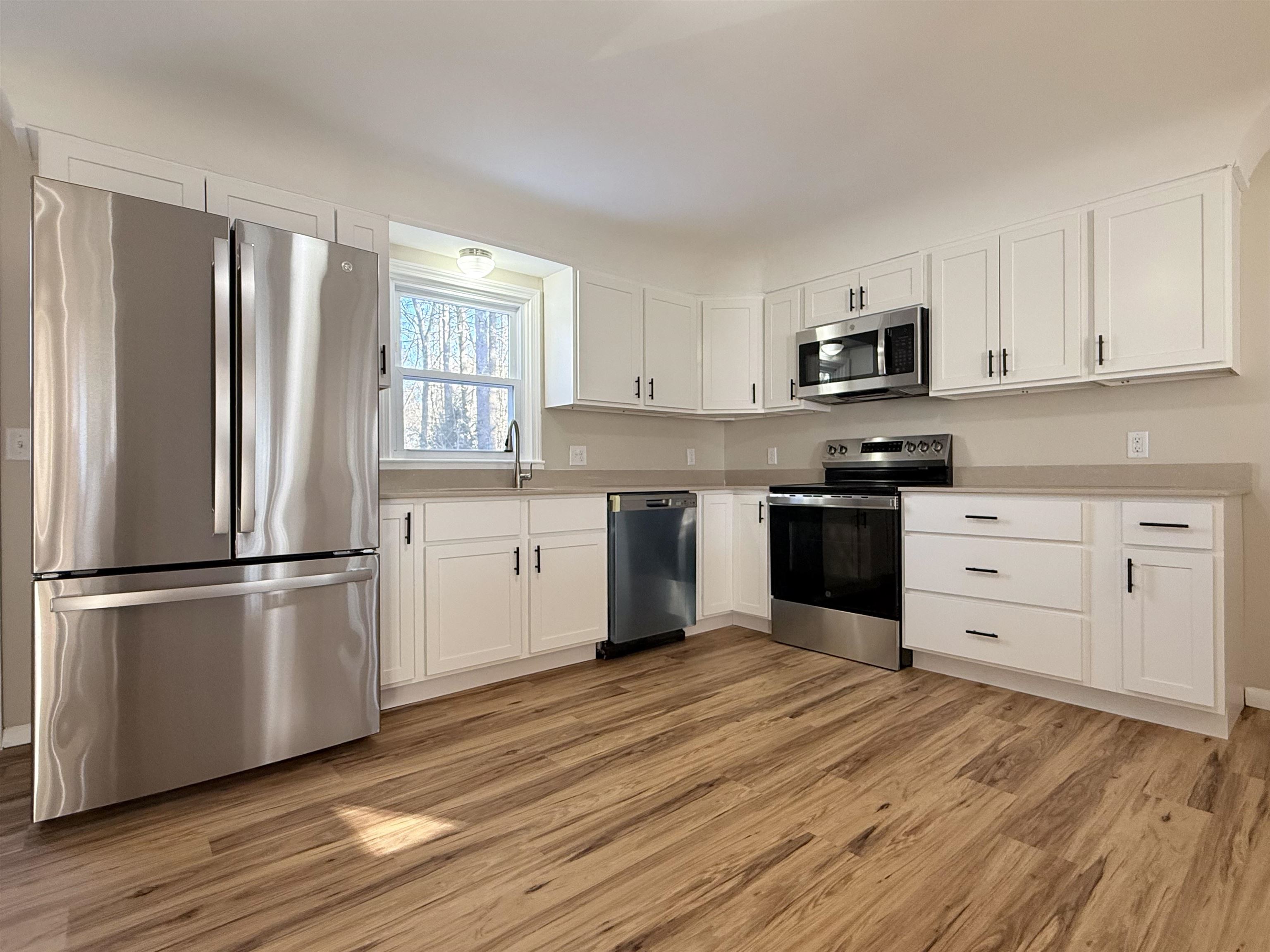 131 Rte 13 Brookline, NH 03033 - Photo 2 of 43