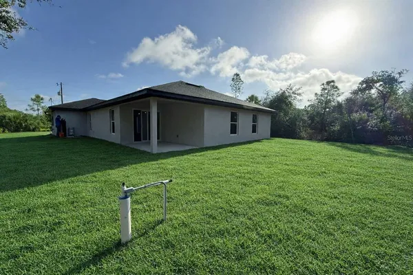 $2,100 | 2365 Hereford Avenue, North Port, FL 34286
