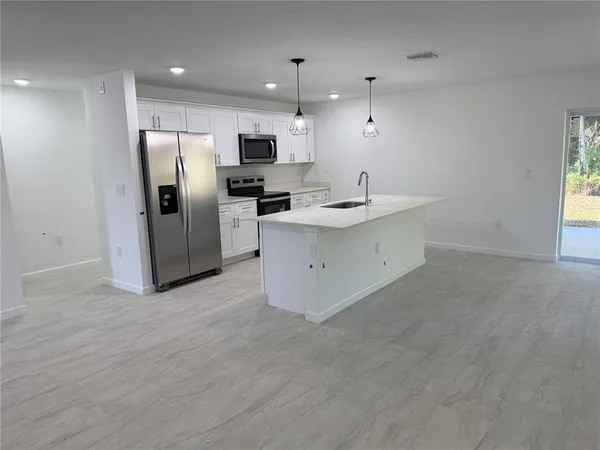 $2,100 | 2365 Hereford Avenue, North Port, FL 34286