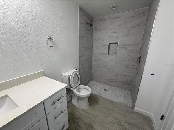 $2,100 | 2365 Hereford Avenue, North Port, FL 34286