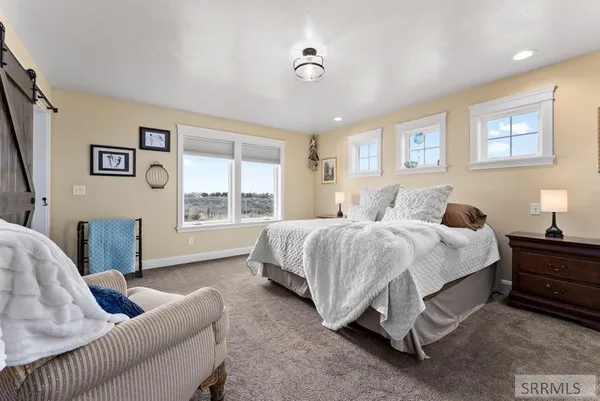 $1,000,000 | 2786 East 500 Road North, St. Anthony, ID 83445