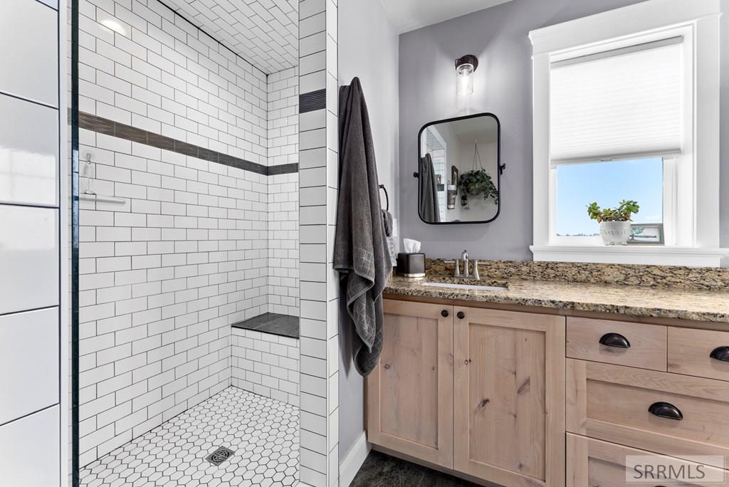 2786 East 500 Road North St. Anthony, ID 83445 - Photo 23 of 75 Walk in Shower with bench