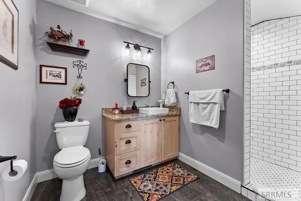 $1,000,000 | 2786 East 500 Road North, St. Anthony, ID 83445