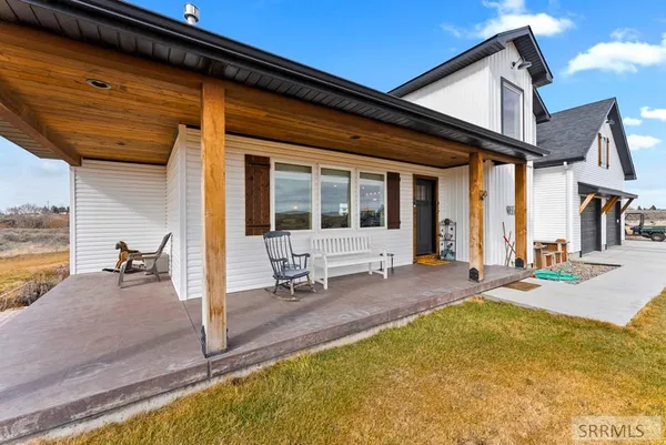 $1,000,000 | 2786 East 500 Road North, St. Anthony, ID 83445