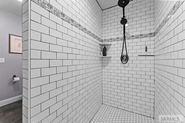 $1,000,000 | 2786 East 500 Road North, St. Anthony, ID 83445