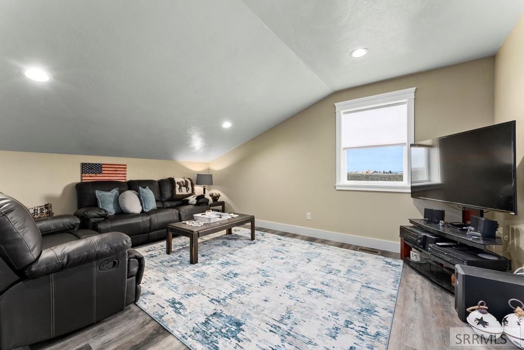 2786 East 500 Road North St. Anthony, ID 83445 - Photo 34 of 75 Upstairs game room/ 3rd Bedroom