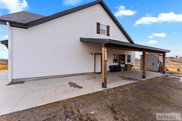 $1,000,000 | 2786 East 500 Road North, St. Anthony, ID 83445