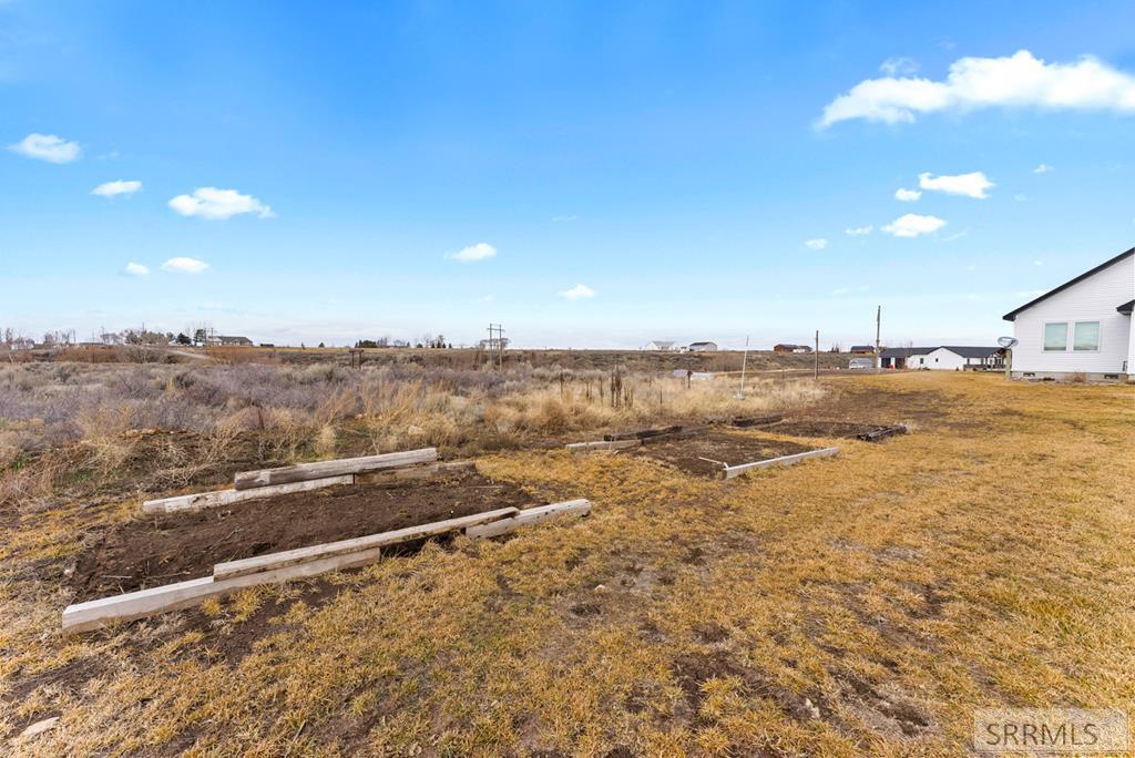 2786 East 500 Road North St. Anthony, ID 83445 - Photo 47 of 75 Garden area