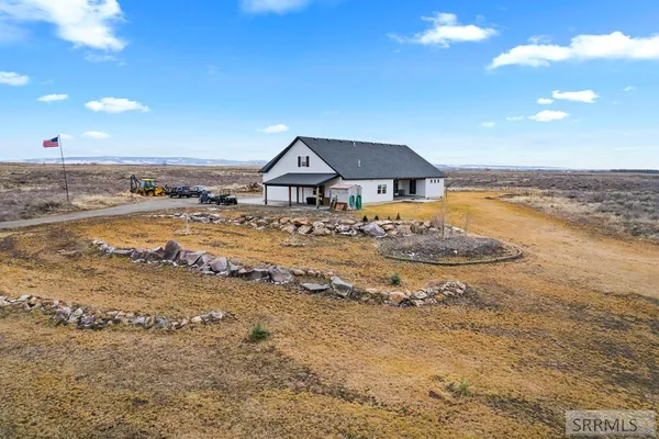 $1,000,000 | 2786 East 500 Road North, St. Anthony, ID 83445