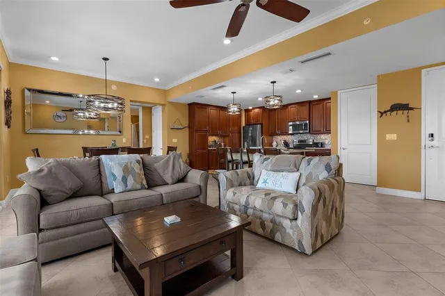 $4,500 | 395 Aruba Circle, Unit 401, Bradenton, FL 34209