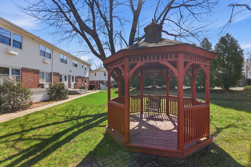 68 Colonial Circle, Unit C Chicopee, MA 01020 - Photo 36 of 40