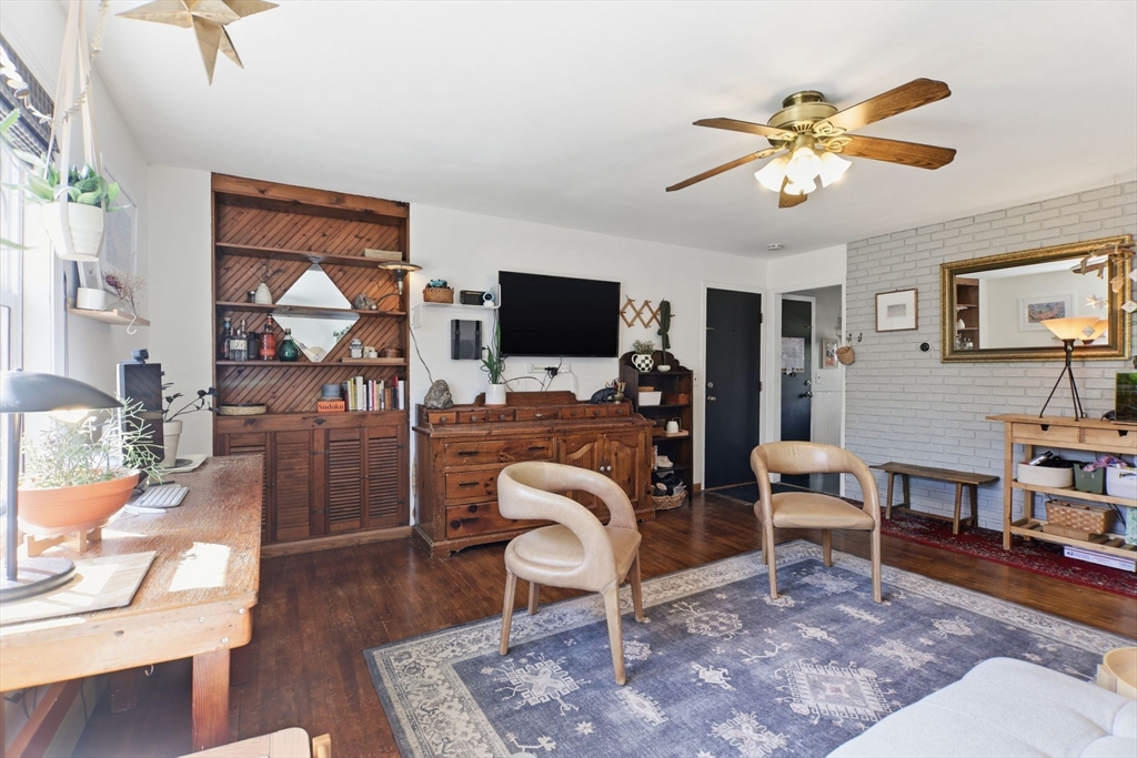 68 Colonial Circle, Unit C Chicopee, MA 01020 - Photo 8 of 40
