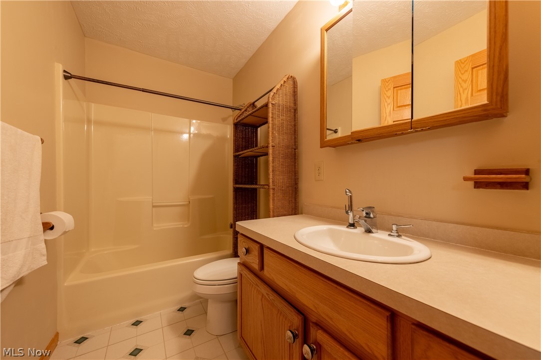 6635 Fay Road Painesville, OH 44077 - Photo 27 of 32 Gallery Image 27