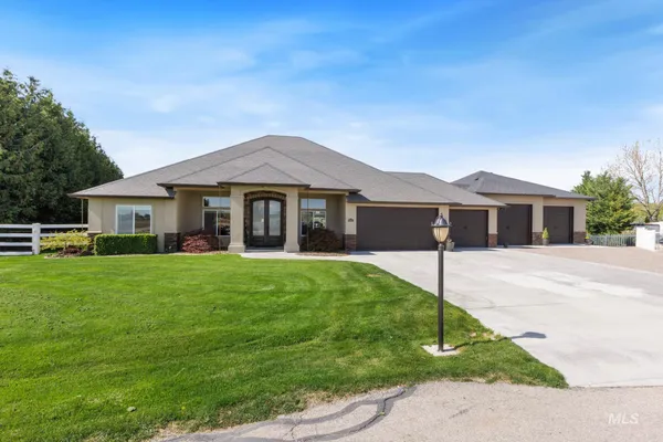 $899,500 | 15877 Wintergreen Drive, Caldwell, ID 83607