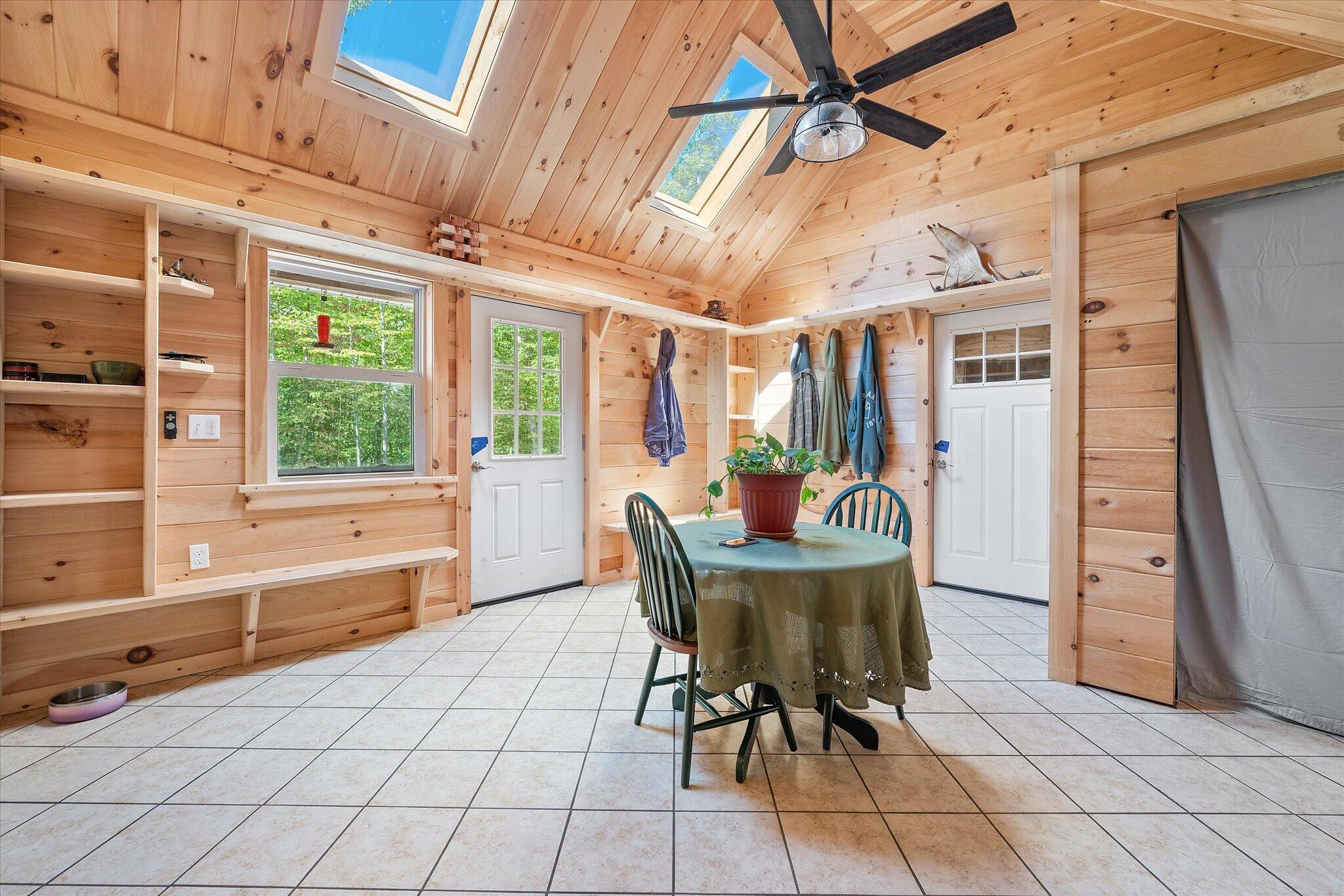 2 Susans Way Milo, ME 04463 - Photo 15 of 49 Entry area