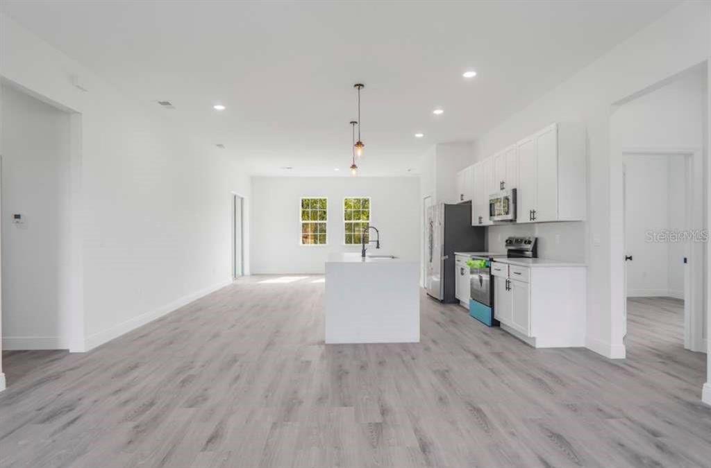2410 Southwest 147th Lane Road Ocala, FL 34473 - Photo 9 of 33