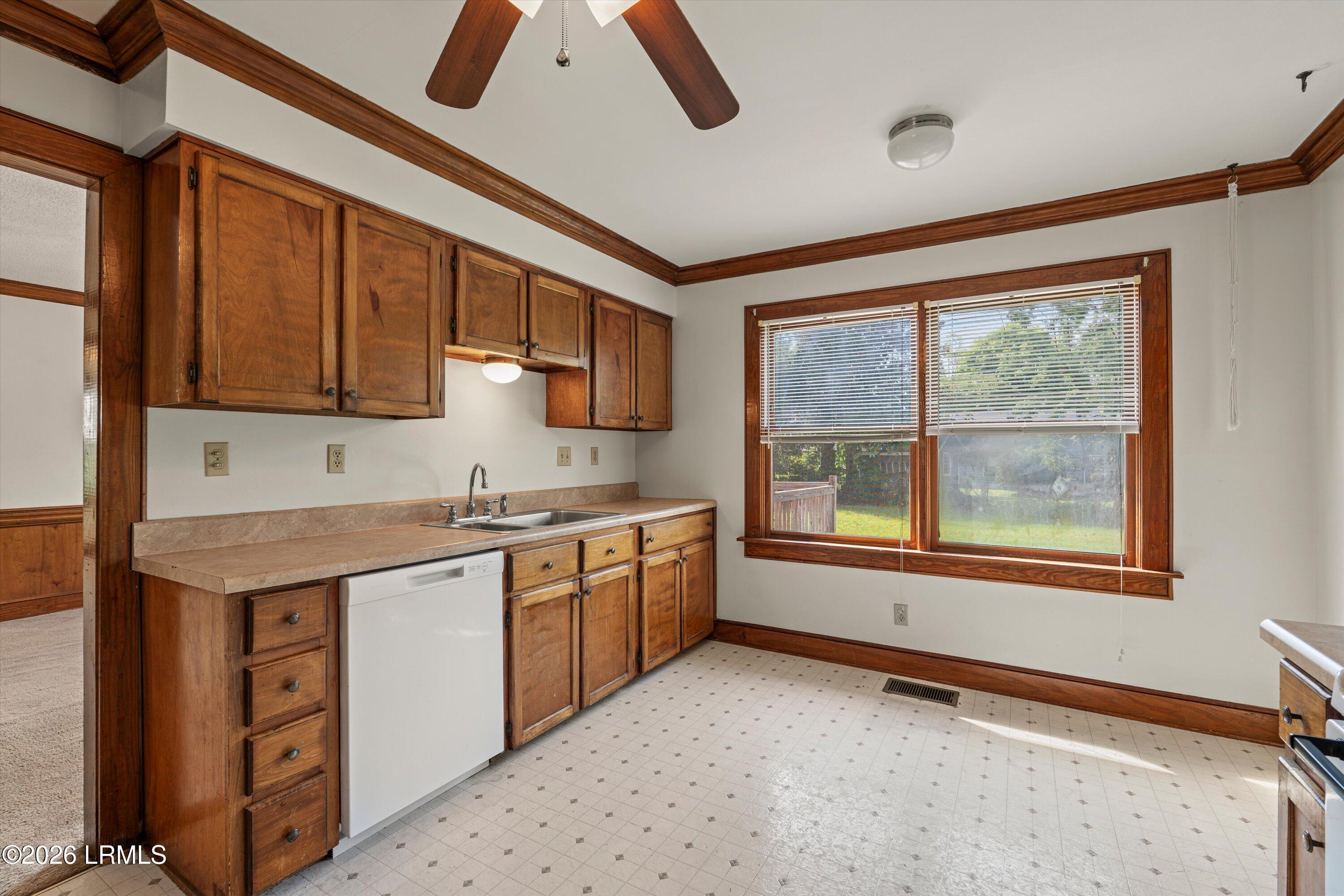6025 Creek Road Beaufort, SC 29906 - Photo 10 of 30 08-6025 Creek Rd