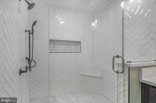 $3,500 | 204 Fauquier Street, Fredericksburg, VA 22401