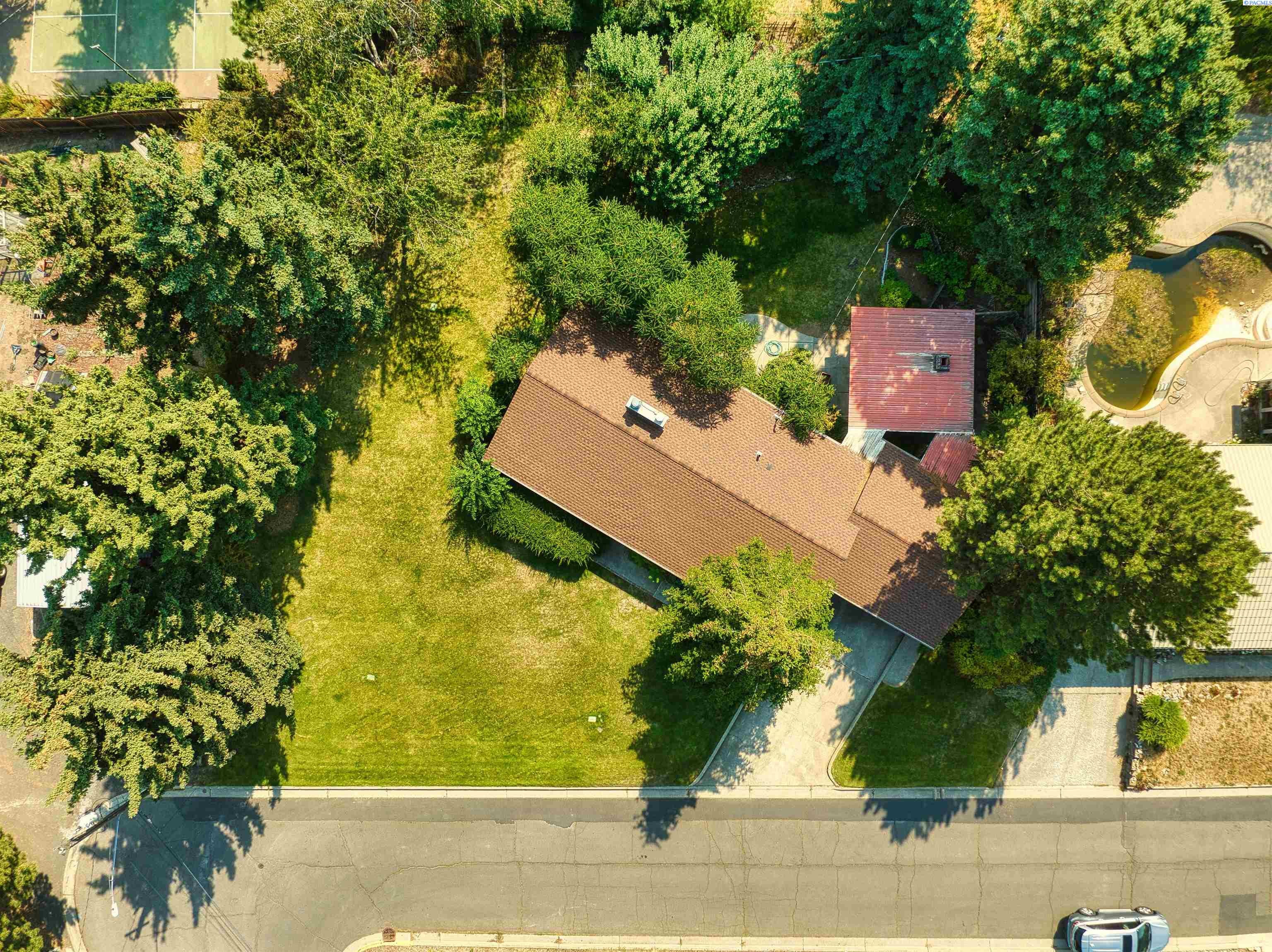766 Southeast Ridgeview Street Pullman, WA 99163 - Photo 18 of 45 Gallery Image 18