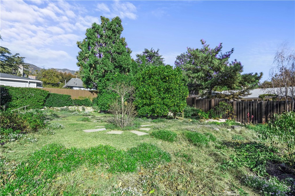 4704 Briggs Avenue La Crescenta, CA 91214 - Photo 24 of 28 a view of a backyard