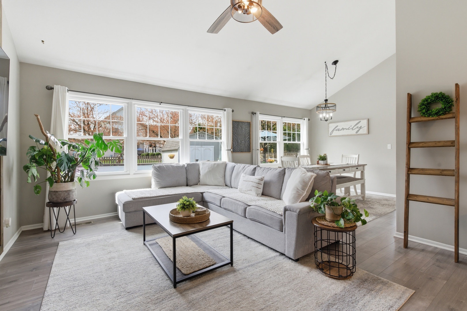 40 Fern Road Lake Zurich, IL 60047 - Photo 5 of 37 Gallery Image 5