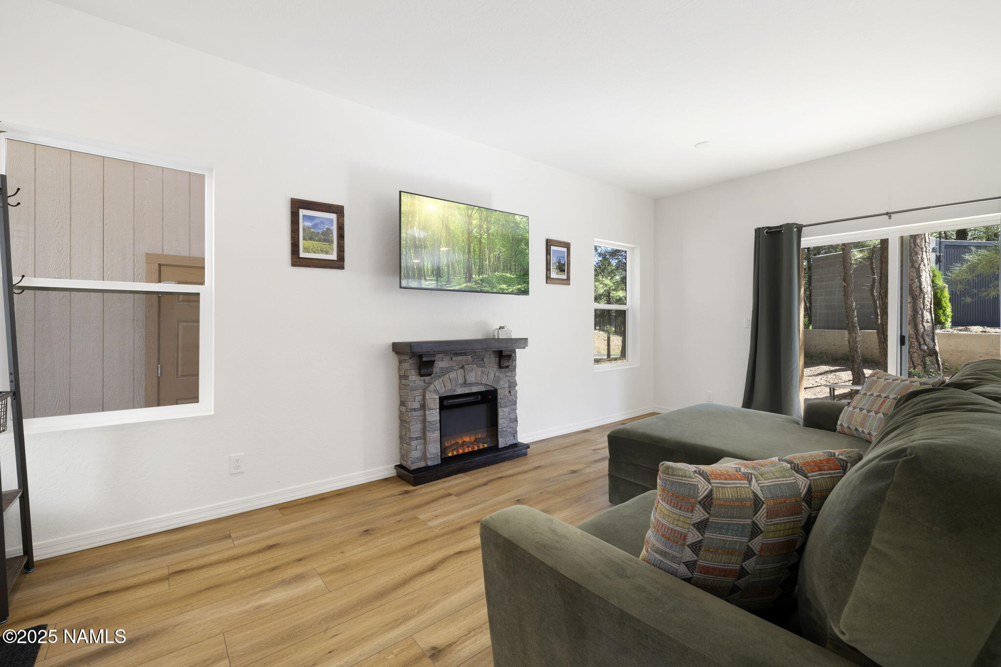 3001 East Butler Avenue, Unit 48 Flagstaff, AZ 86004 - Photo 8 of 26 Living Space