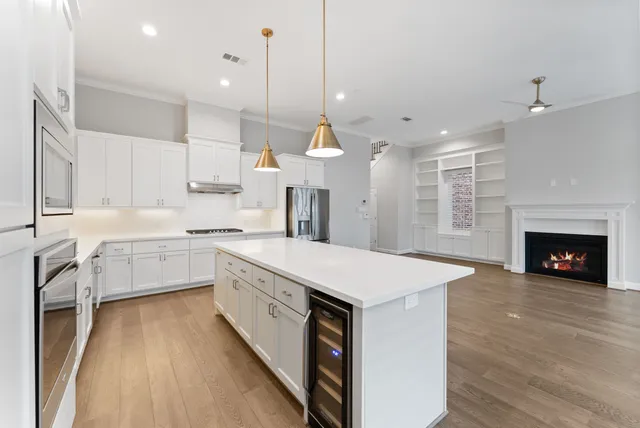 $3,775 | 114 Magnolia Grn Street, The Woodlands, TX 77384