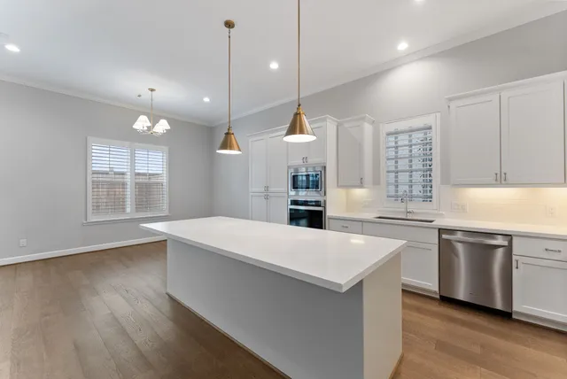 $3,775 | 114 Magnolia Grn Street, The Woodlands, TX 77384