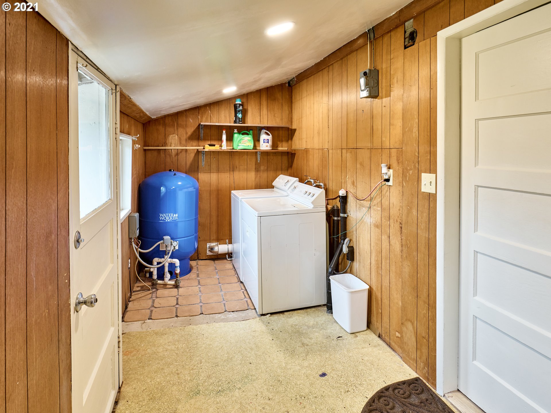 10025 South Macksburg Road Canby, OR 97013 - Photo 19 of 31 Gallery Image 19
