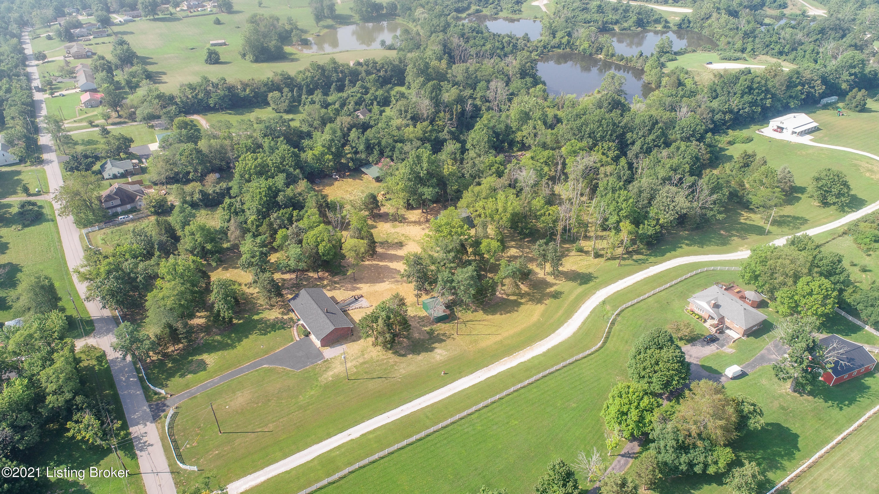 4670 Hopewell Road Louisville, KY 40299 - Photo 29 of 33 4670 Hopewell Rd L-40