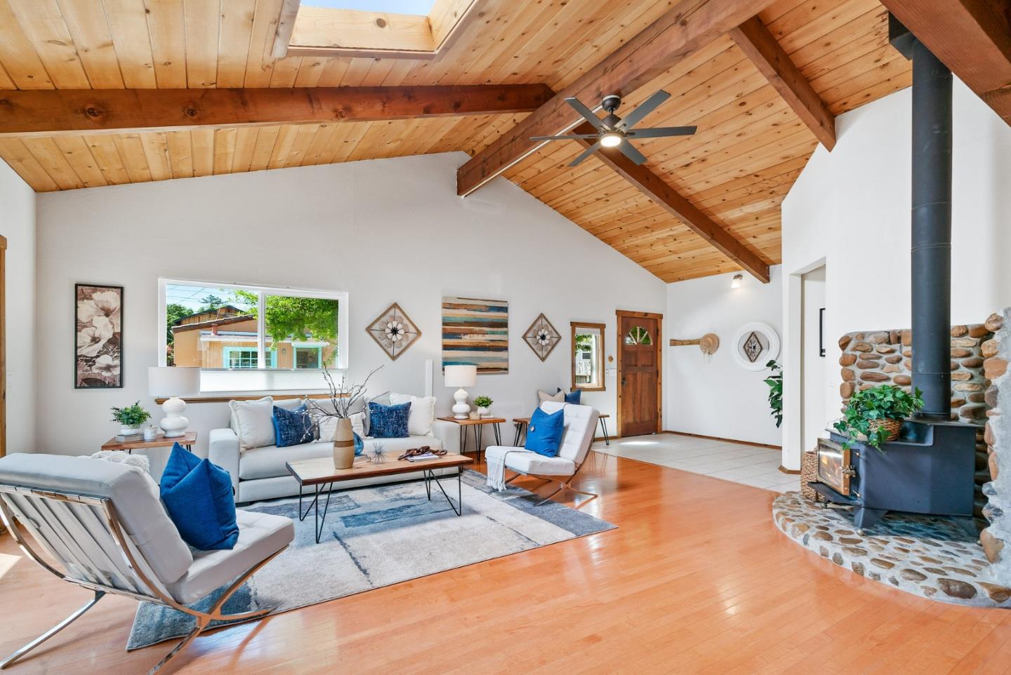 620 Sumner Street Santa Cruz, CA 95062 - Photo 4 of 45 a living room with furniture and wooden floor