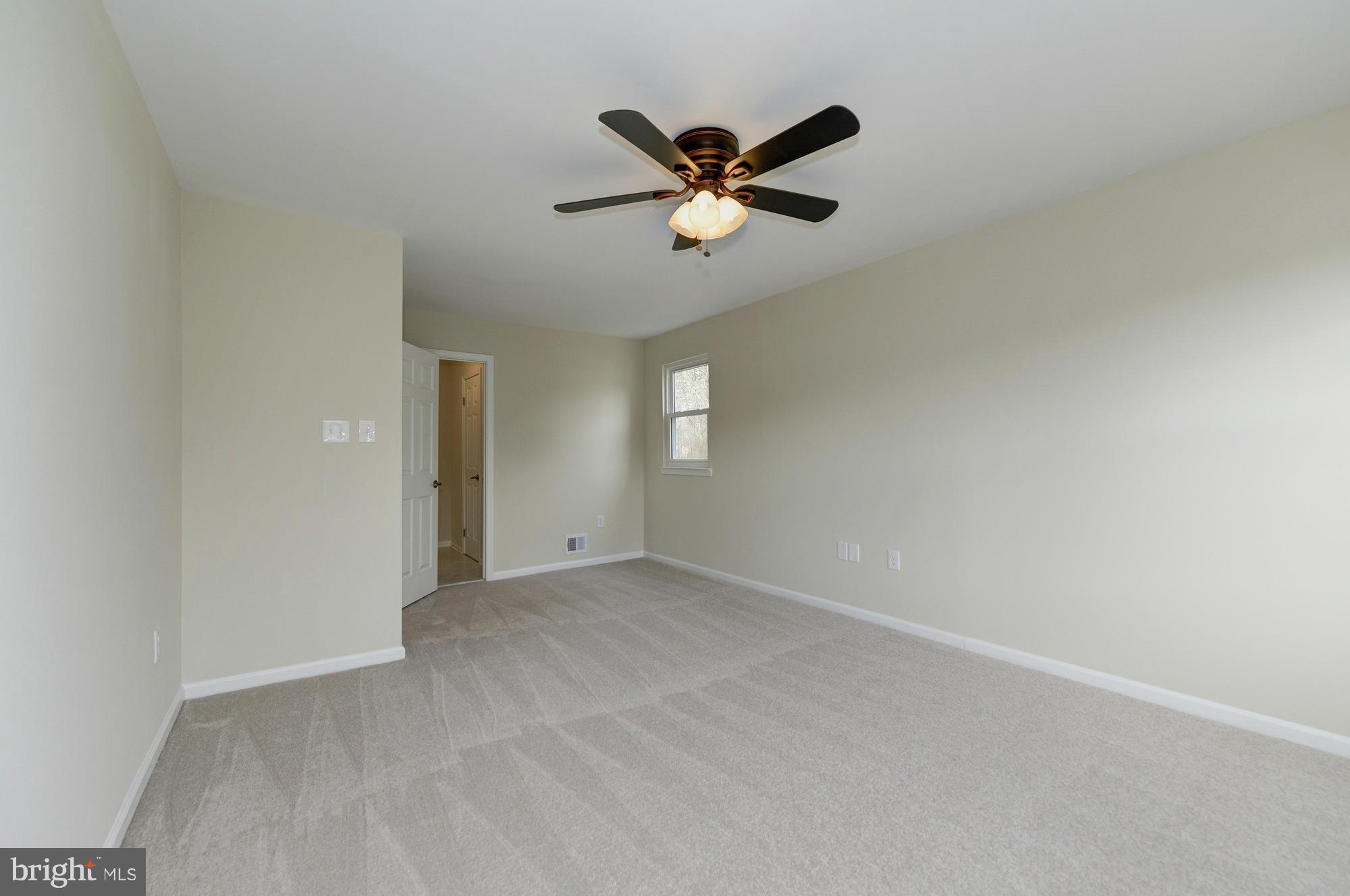 13718 Palm Road Woodbridge, VA 22193 - Photo 19 of 30 Interior (General)